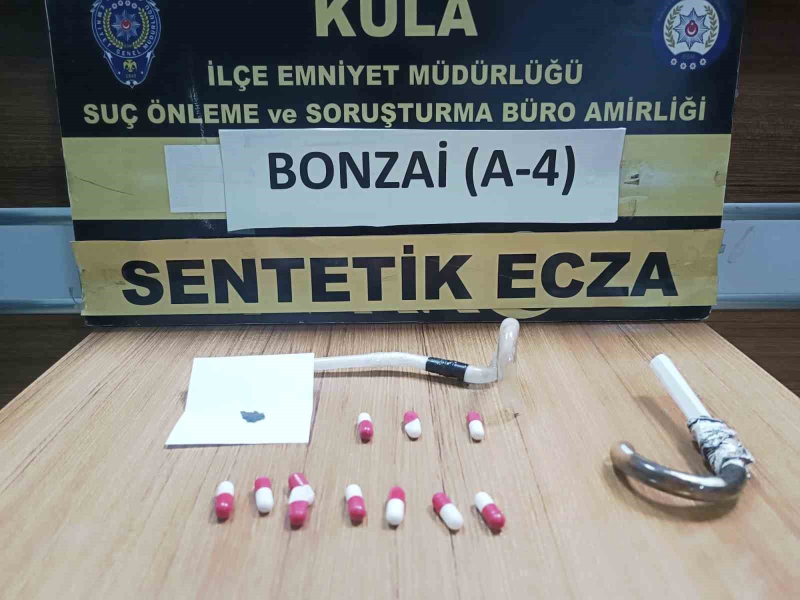 manisada dev narko uygulamasi 15 bin 956 icimlik uyusturucu ele gecirildi 1 AOBuSMya