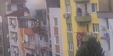 manisada-ev-yangini-6-kedi-telef-oldu-zvDC5ebc.jpg