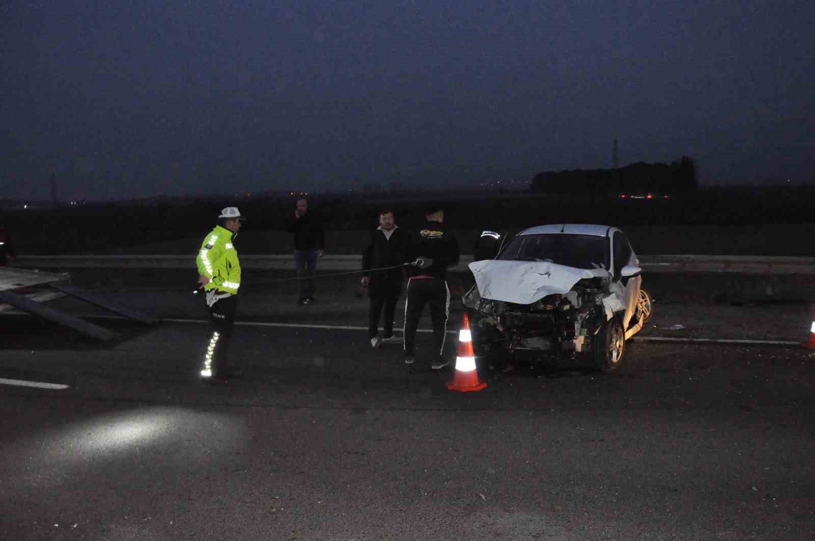 manisada feci kaza 2 olu 5 yarali 1 fuj86j9U
