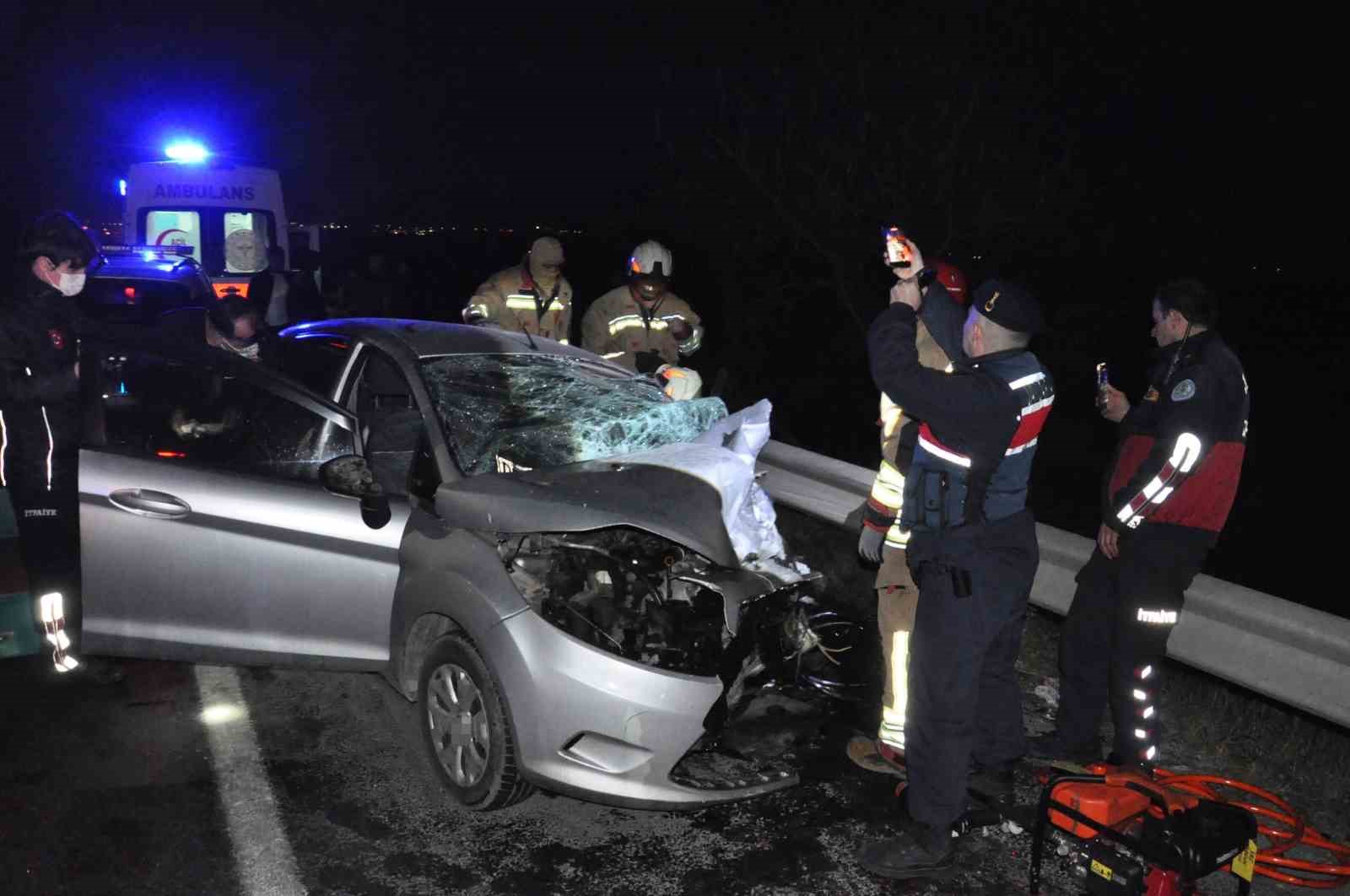 manisada feci kaza 2 olu 5 yarali 15 khGDGTbR