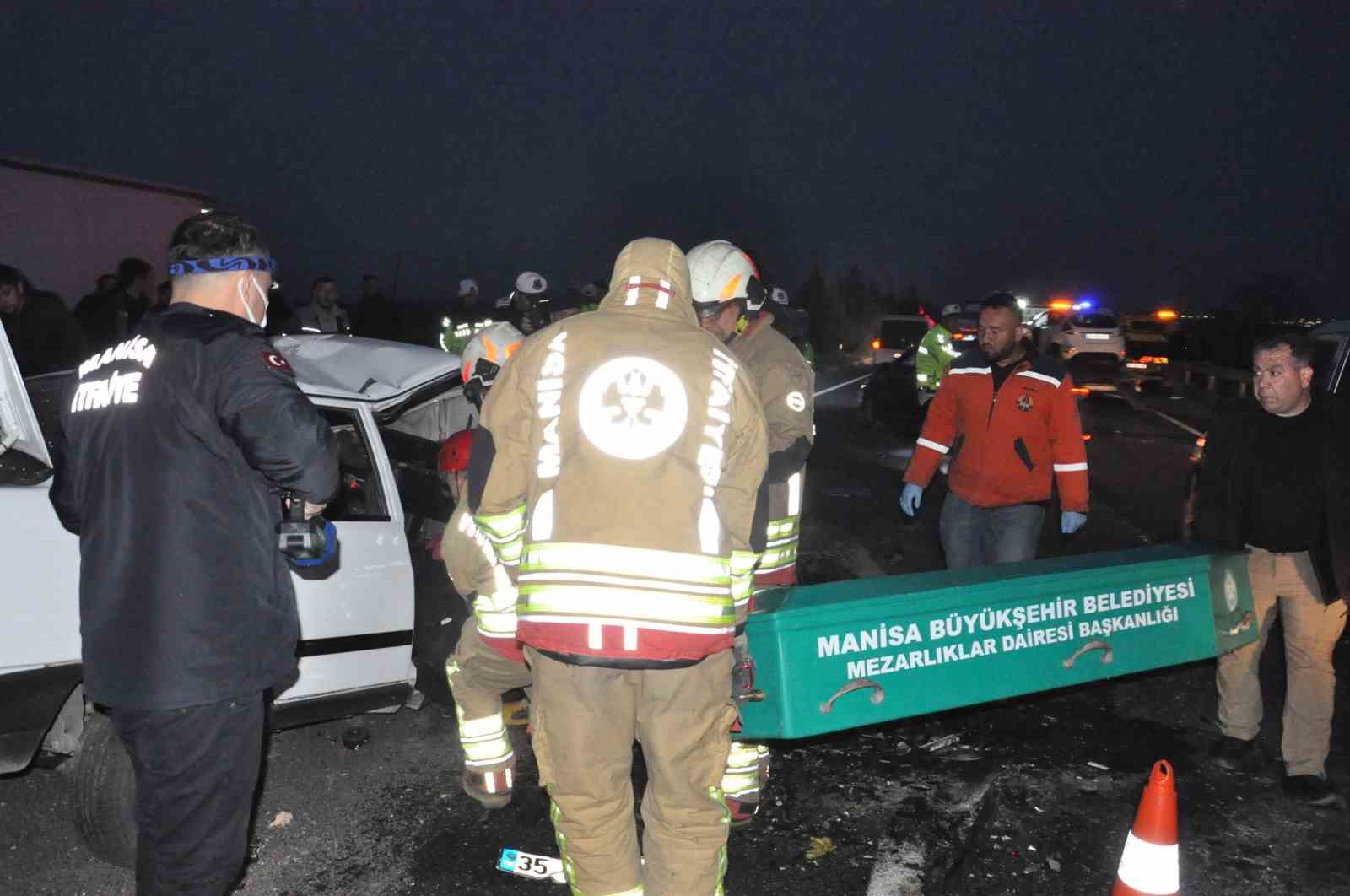 manisada feci kaza 2 olu 5 yarali 4 sfdiqgpb