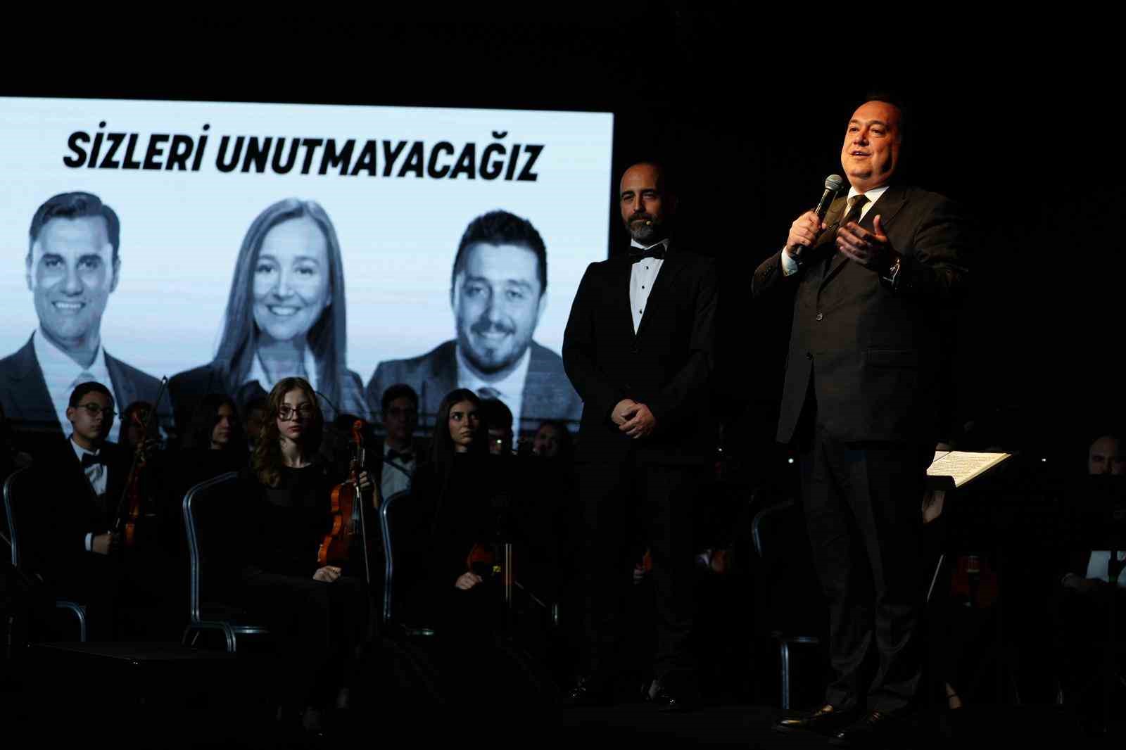 manisada genclik senfoni orkestrasi ilk konserinde buyuledi 0
