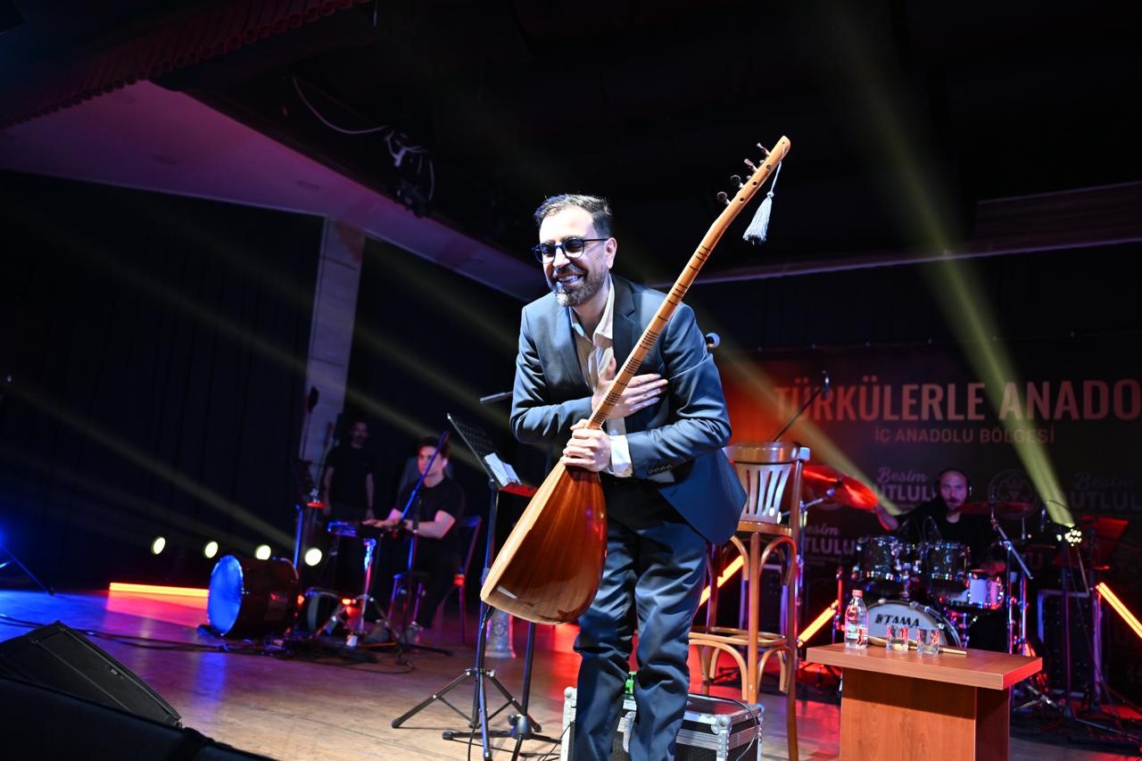 manisada ismail altunsaray ile turku dolu gece 6 BrCEd6FU