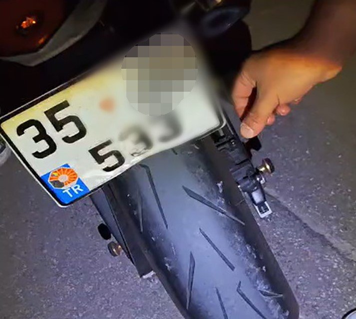 manisada katlanir plakali motosiklete 156 bin tl ceza 0 YaTSD5qI