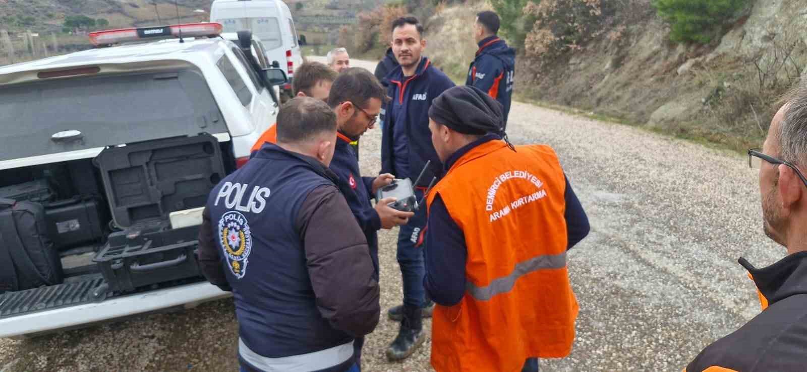 manisada kaybolan kadin icin arama calismasi ikinci gununde suruyor 2