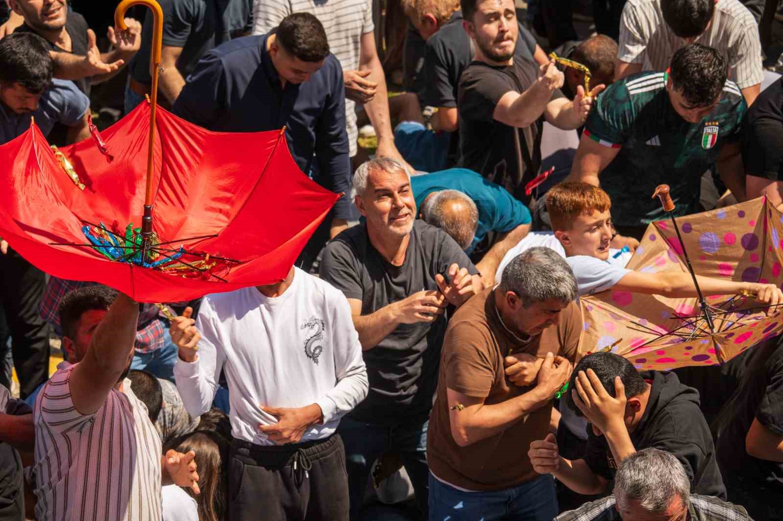 Manisa’da mesir coşkusu 21 manisada mesir coskusu 17 gbSunRd2