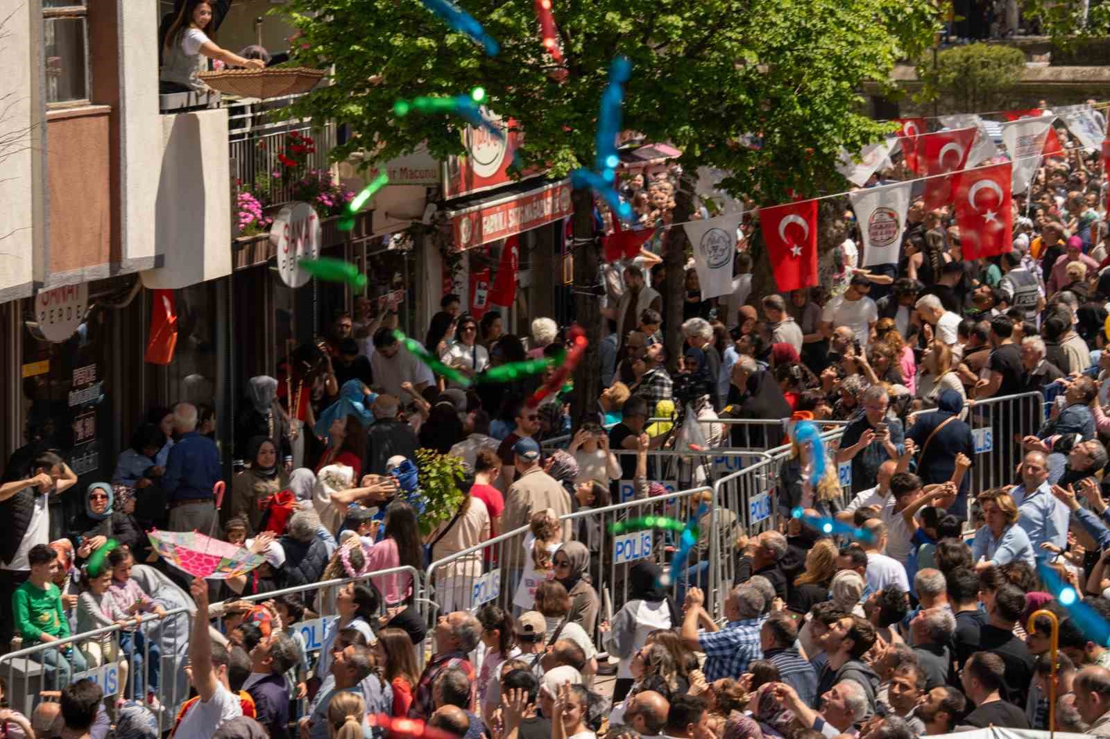 Manisa’da mesir coşkusu 25 manisada mesir coskusu 21 FidliYiq