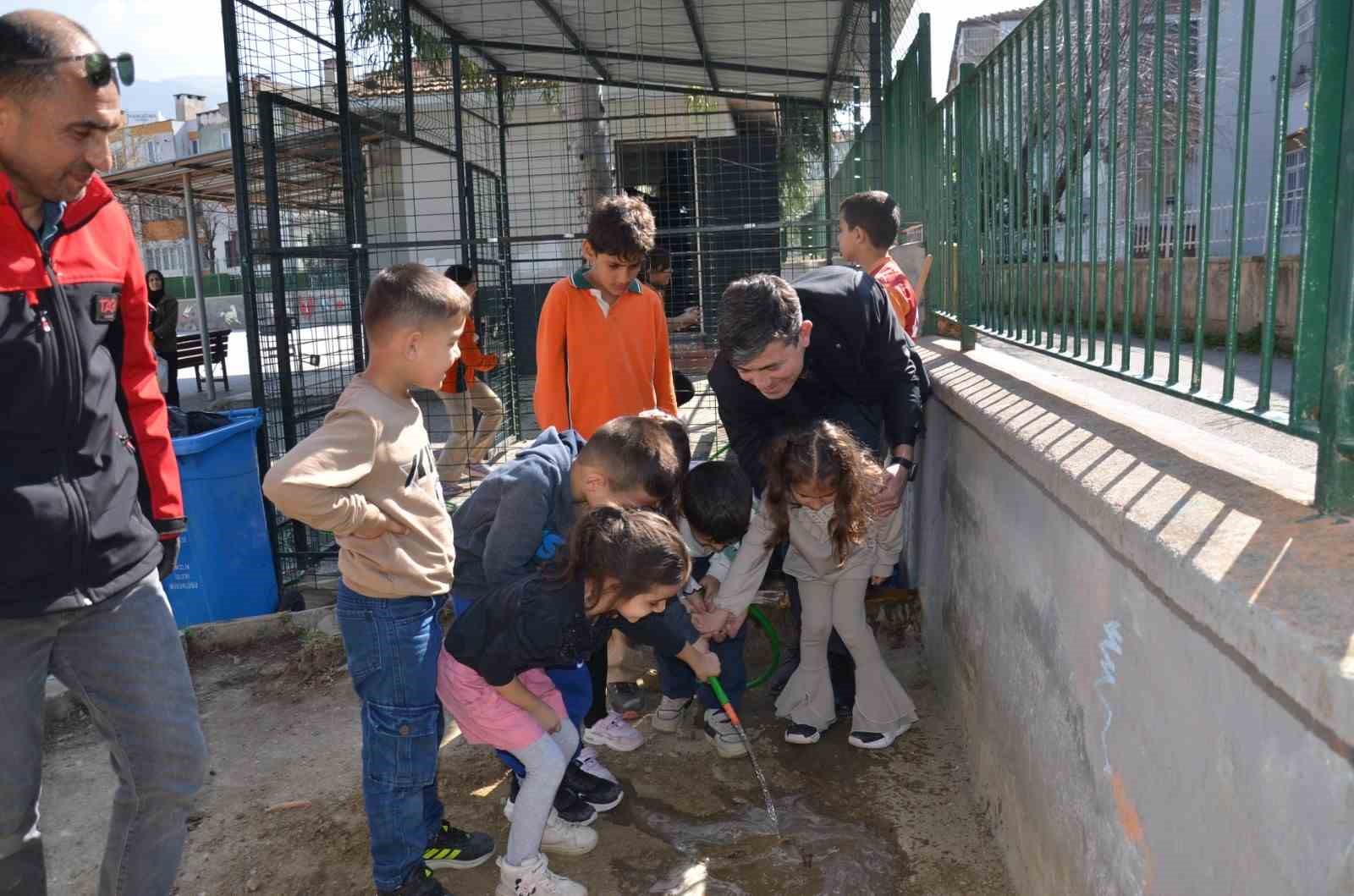 manisada okul bahceleri baga donusuyor 1 4sTXlSGK