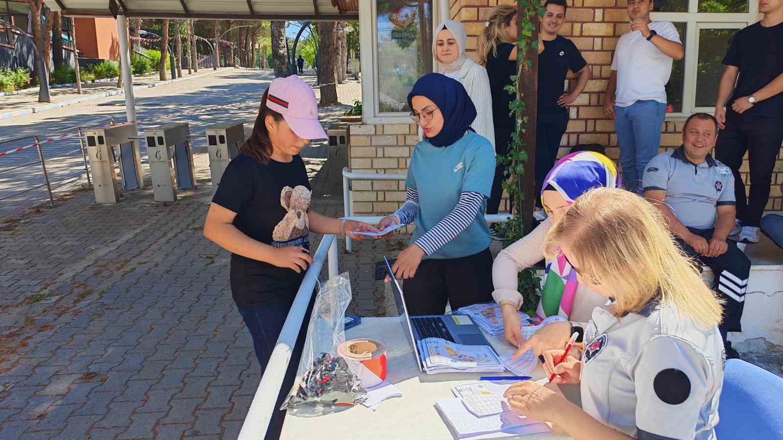 Manisa’da Siyer-i Nebi Oryantiring Yarışması düzenlendi 9 manisada siyer i nebi oryantiring yarismasi duzenlendi 5 Vyh63fiL