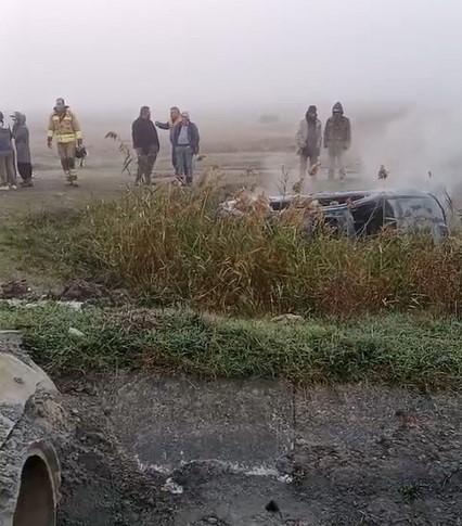 manisada takla atan otomobil alev aldi surucu yara almadan kurtuldu 1 iyZH9Vz2