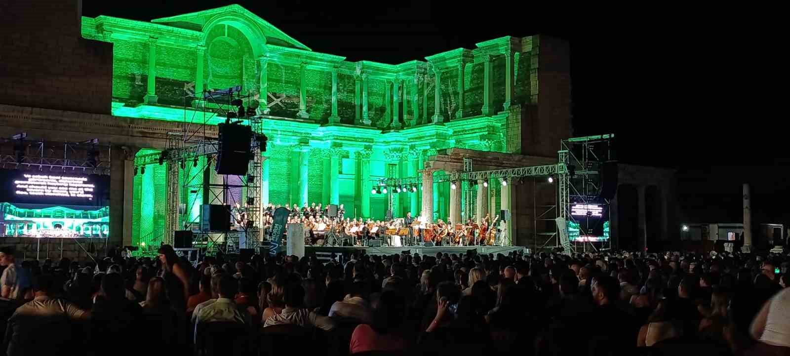 manisada tarihi gece sardes antik kentinde carmina burana ruzgari 11 MSjDFarc