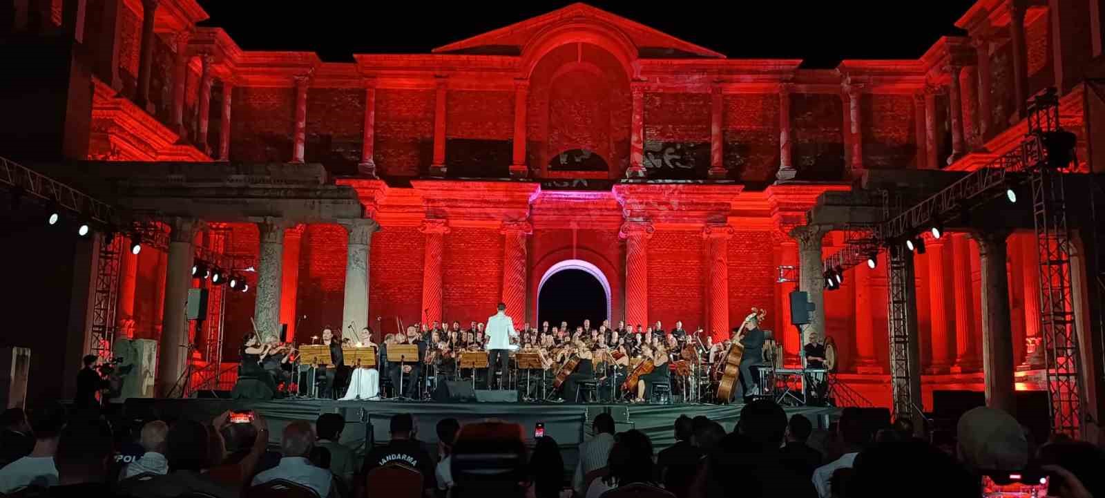 manisada tarihi gece sardes antik kentinde carmina burana ruzgari 4 cRAIvdPK