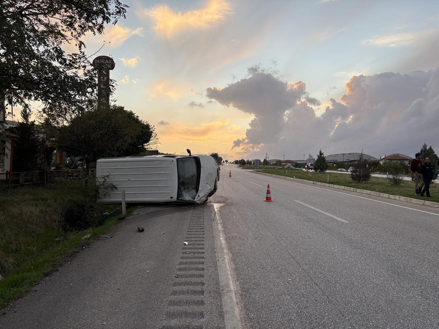 manisada trafik kazasi 1 olu 1 UbOnblmI