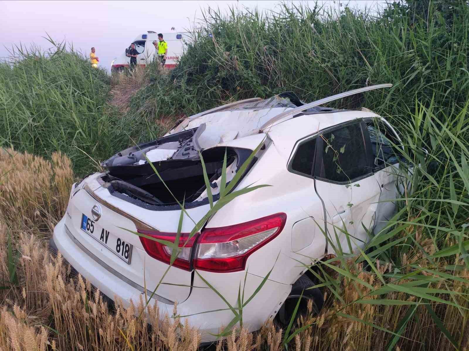 manisada trafik kazasi 2si cocuk 3 yarali 0 J6VETUeg