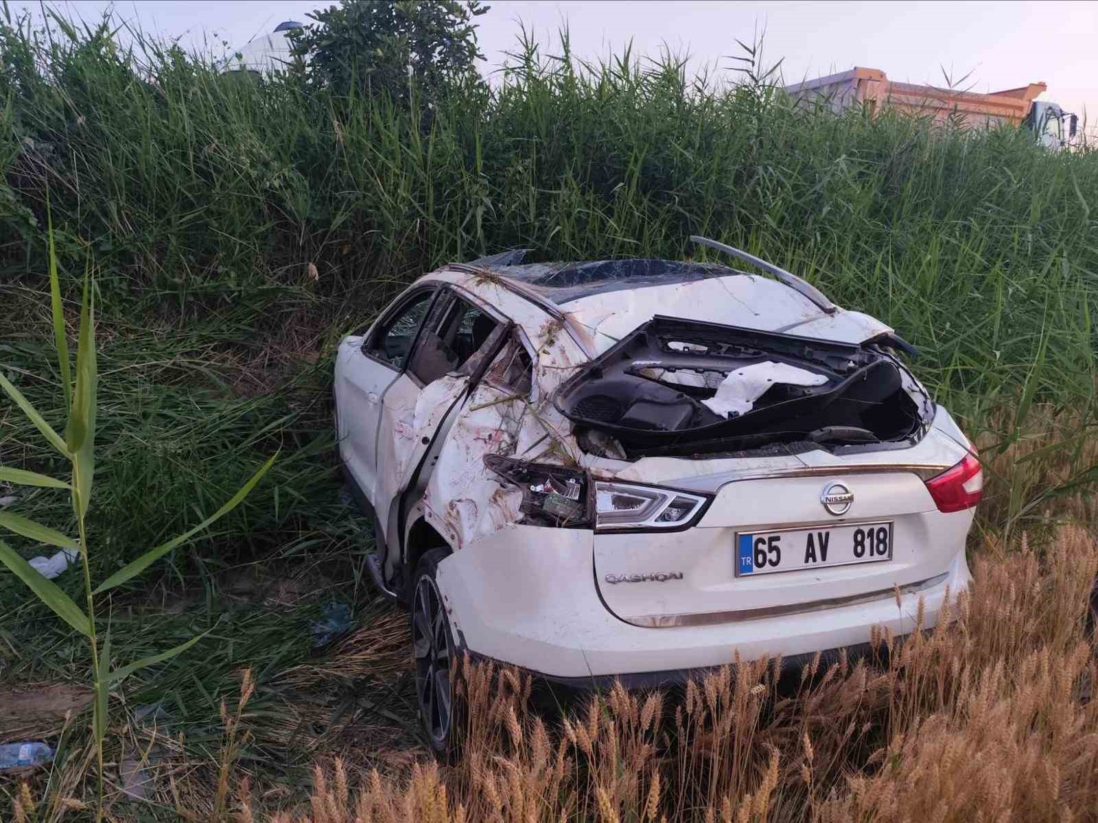 manisada trafik kazasi 2si cocuk 3 yarali 1