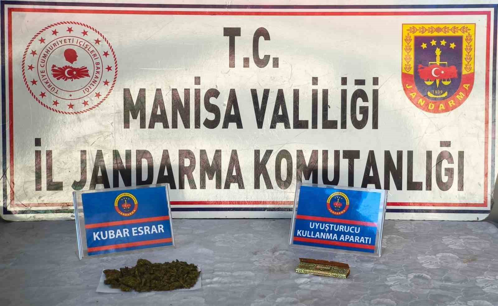 manisada uyusturucu operasyonu 0 fD48s36k