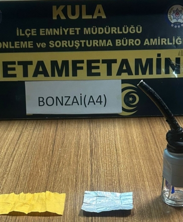 manisada-uyusturucu-ve-asayis-operasyonu-10-kisiye-islem-6-tutuklama-Lp2ljvwP.jpg