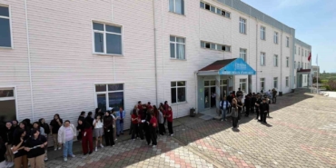 manisali-ogrenciler-depremi-yasadi-8FpMat4u.jpg