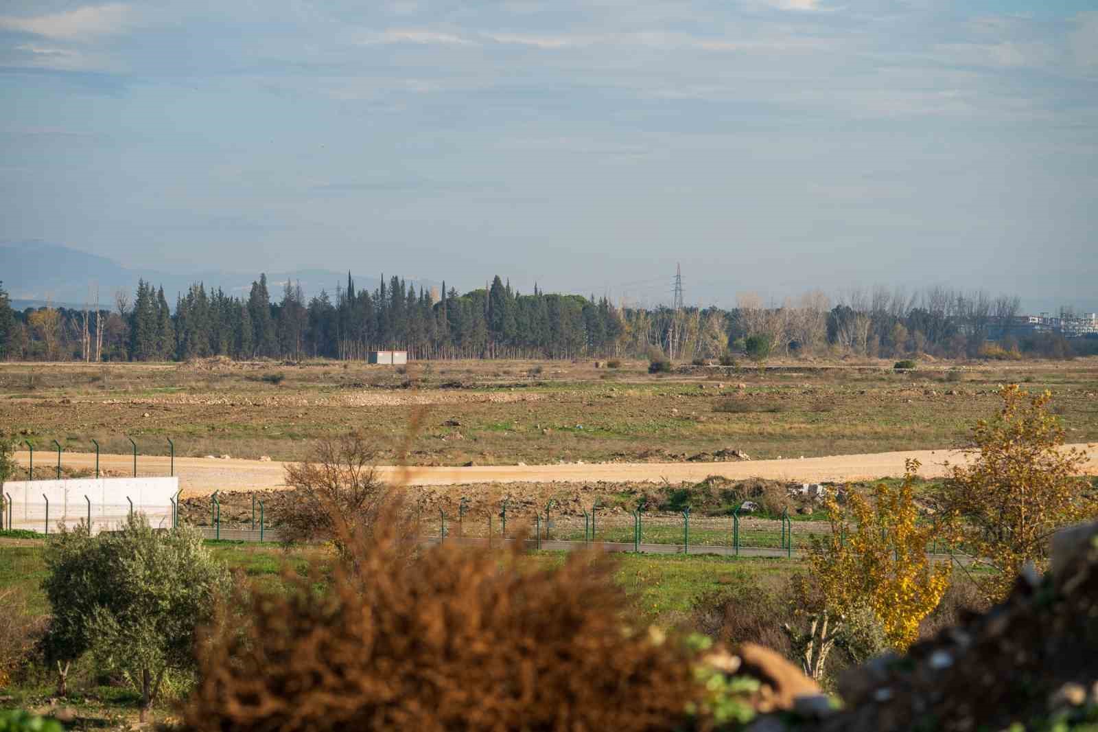 manisalilar bydnin fabrika yatirimini askiya almasini degerlendirdi 0 paOiPgbJ