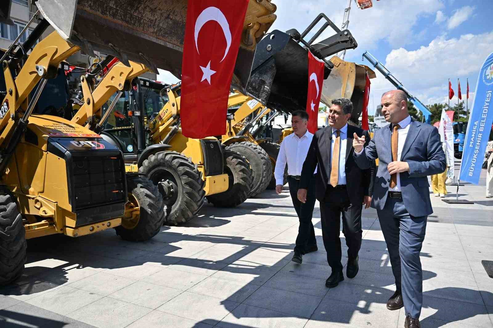 manisaya 376 araclik dev filo 8 pviHbPZJ