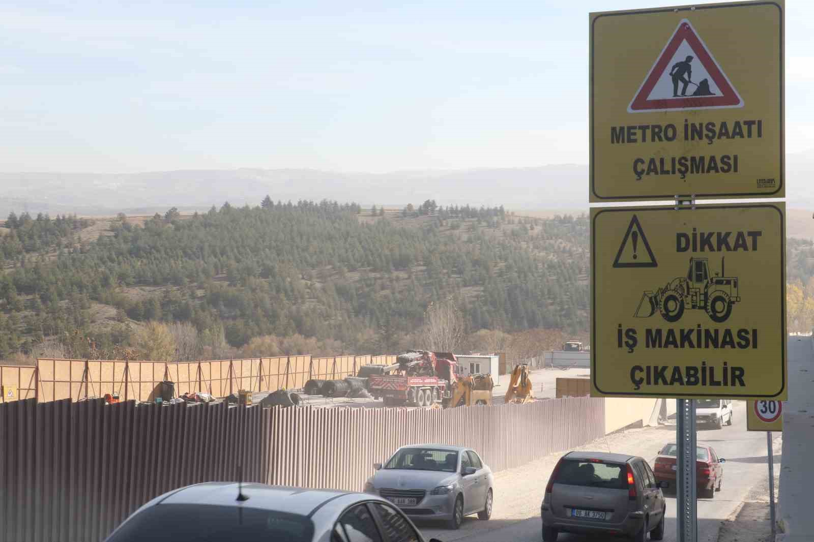 mansur yavasin temelini attigi mamak metrosu ortada kaldi 6 m9bUUyTe