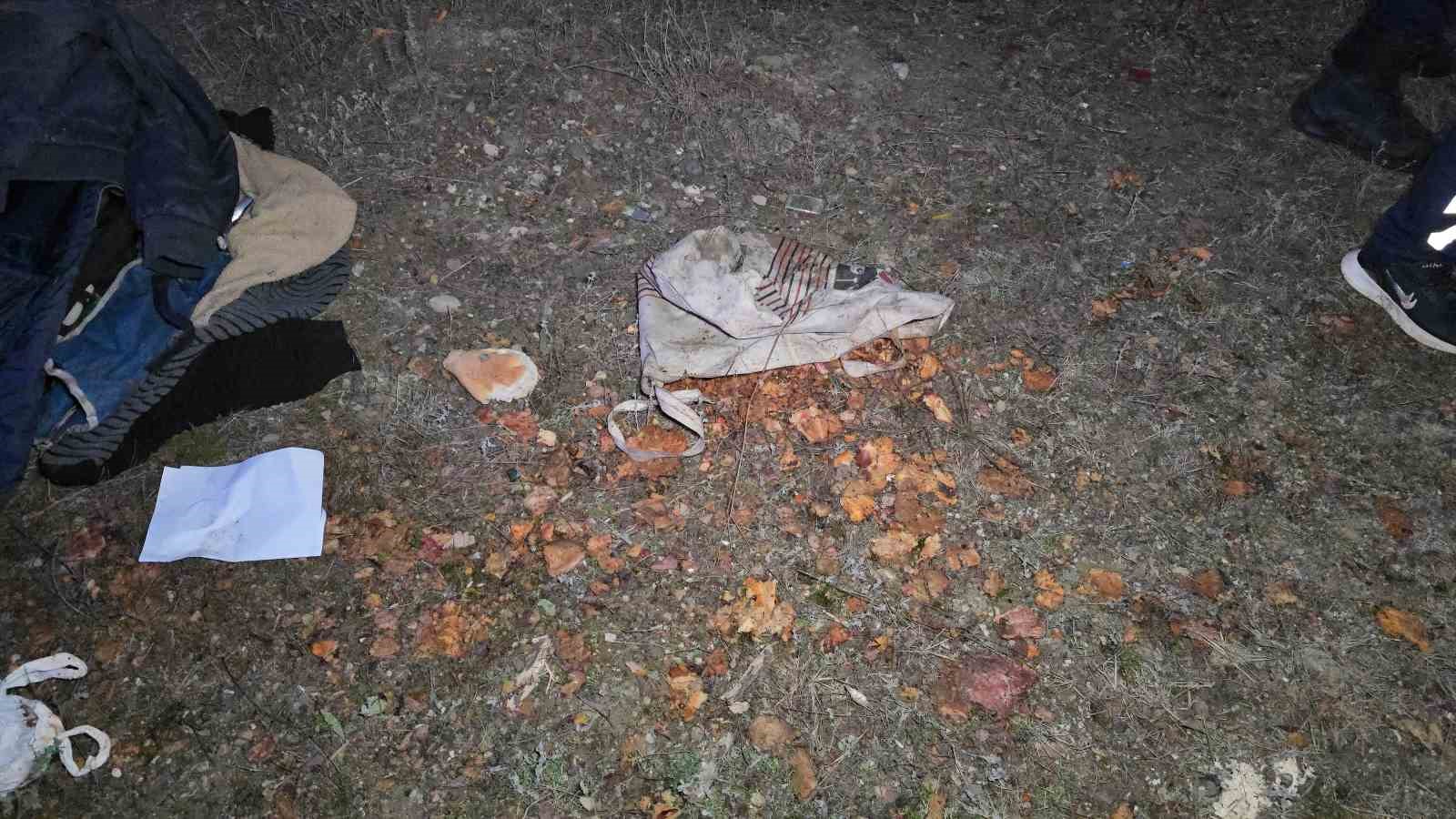mantar toplama donusu feci kaza 2 olu 7 yarali 6 VDM7Osz2