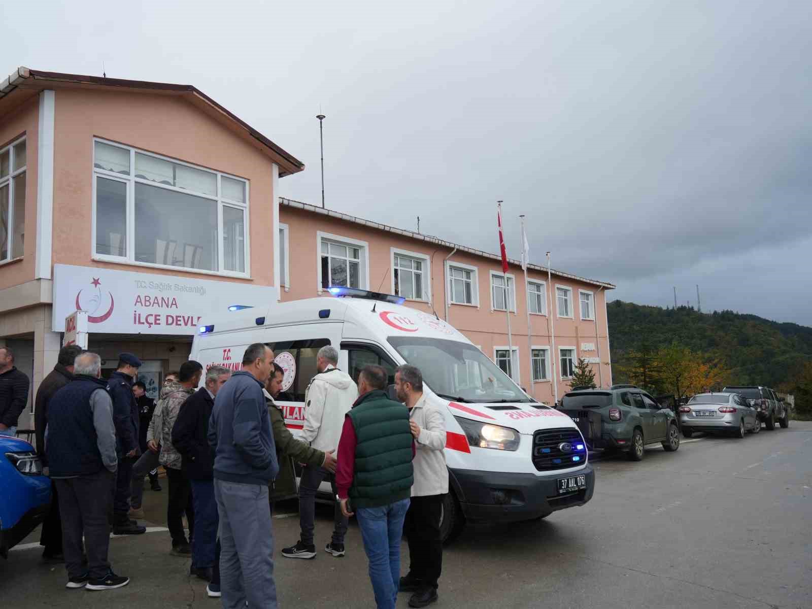 mantar toplarken ayinin saldirisina ugrayan imam yaralandi 4 aAW8JPAe