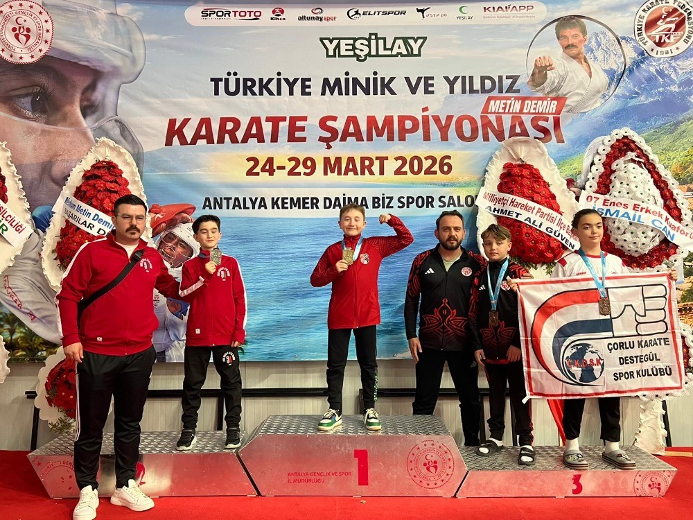 manyastan karate sampiyonasinda cifte derece 2 t4HpdTav