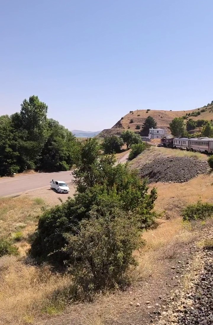 manzarayi cekerken tren kazasini kaydetti 1 n7RHewuj