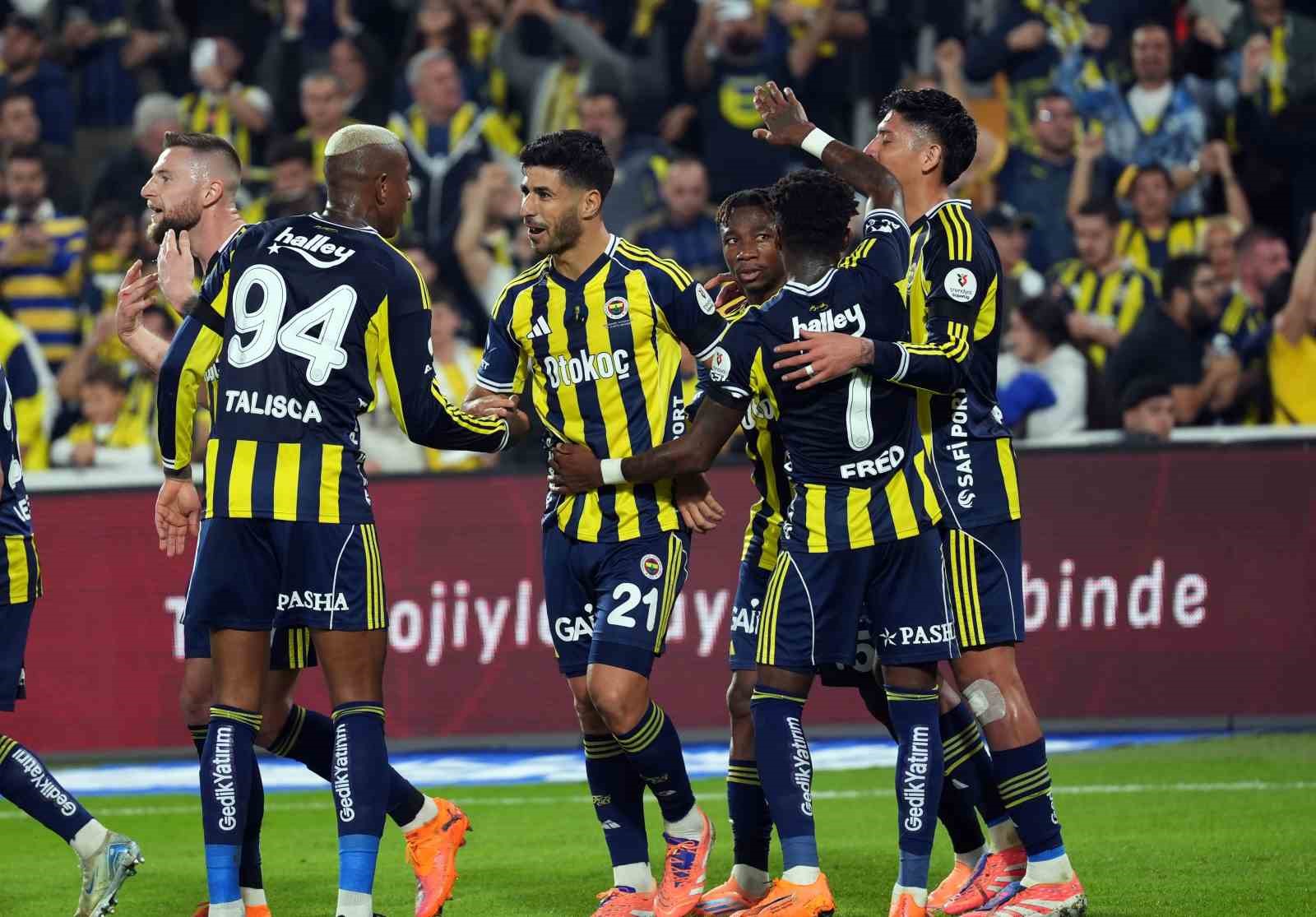 marco asensiodan ligdeki son 4 macta 3 gol 1 asist 1 JMzEdgkT