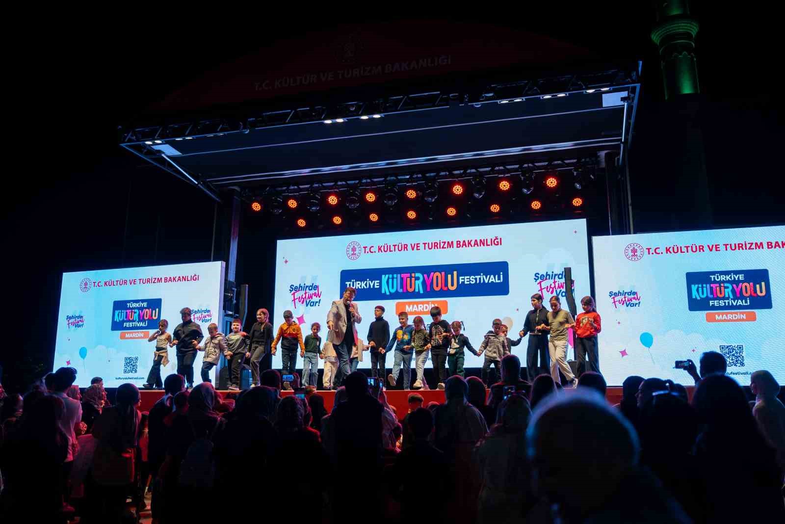 mardin kultur yolu festivalinde 4uncu gun coskusu 2 QMPK4azI