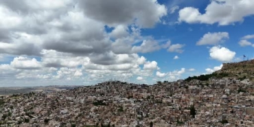 mardinde-100-ogrenciye-5-gun-ucretsiz-otel-konaklama-destegi-ibTGfDru.jpg