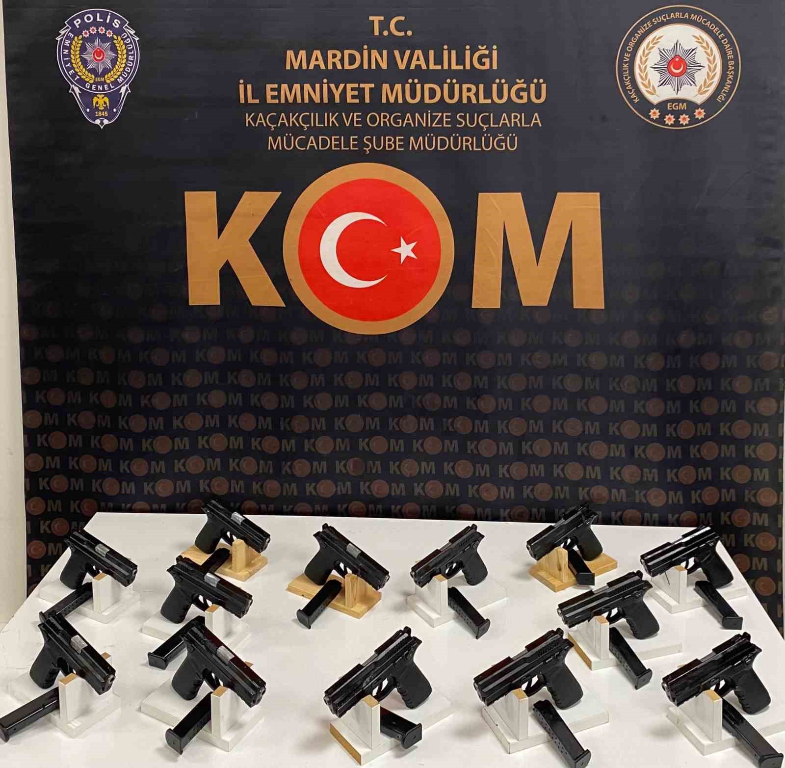 mardinde 13 ruhsatsiz tabanca ele gecirildi 0 JuIGhth5