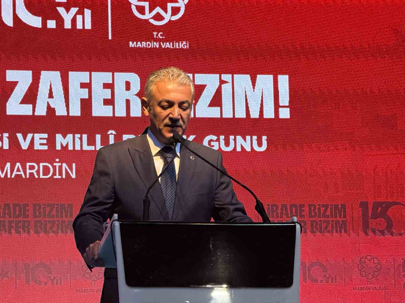 Mardin’de 15 Temmuz Demokrasi ve Milli Birlik Günü anma programı düzenlendi 4 mardinde 15 temmuz demokrasi ve milli birlik gunu anma programi duzenlendi 0 Tfmhgqwp