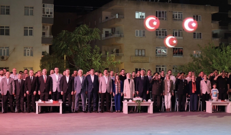 mardinde-15-temmuz-demokrasi-ve-milli-birlik-gunu-anma-programi-duzenlendi-457uHchI.jpg