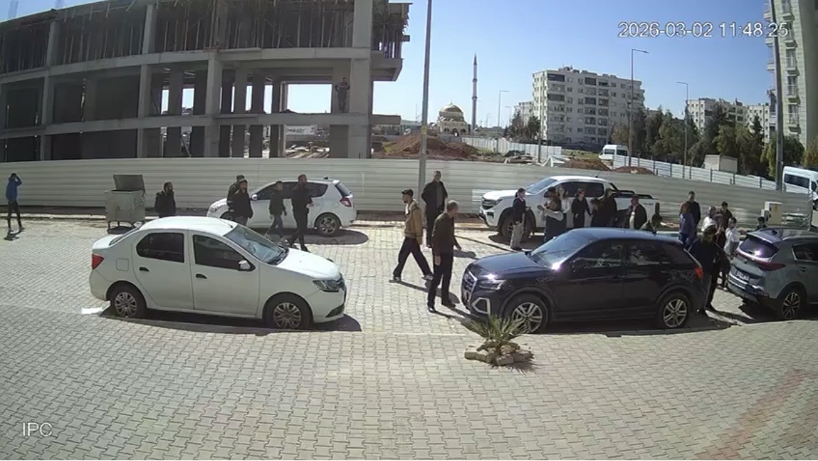 mardinde 2 kisinin yaralandigi kavganin goruntuleri ortaya cikti 0 vtMnFkhi