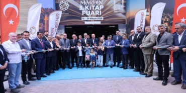 mardinde-3-kitap-fuari-kapilarini-acti-kmKlihqS.jpg