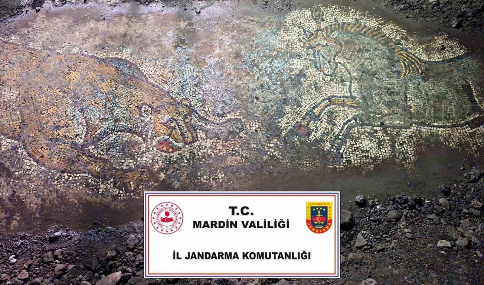 mardinde anadolu mirasi operasyonunda 1500 yillik mozaik ele gecirildi 0 bb1ZQ5am