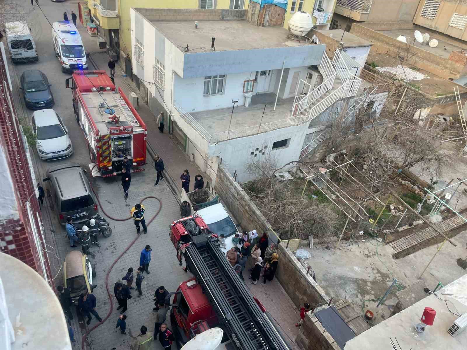 mardinde apartman dairesinde cikan yangin sonduruldu 0 b9JW8tFY
