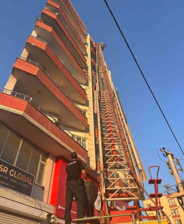 mardinde-apartman-dairesinde-cikan-yangin-sonduruldu-CQJp8zne.jpg
