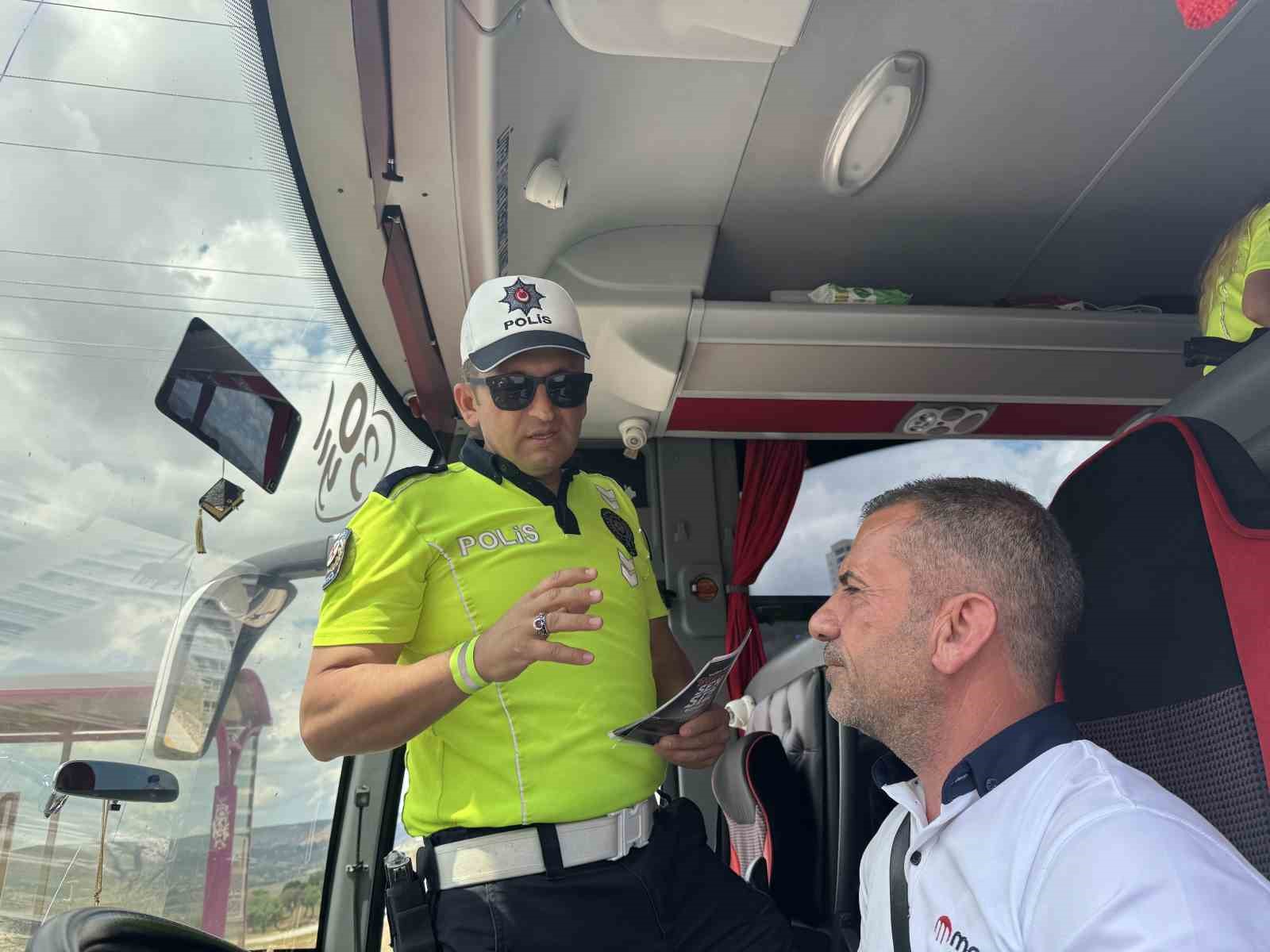 mardinde bayramda 2 bin 129 trafik polisi gorev yapacak 5 3WUS4PEC