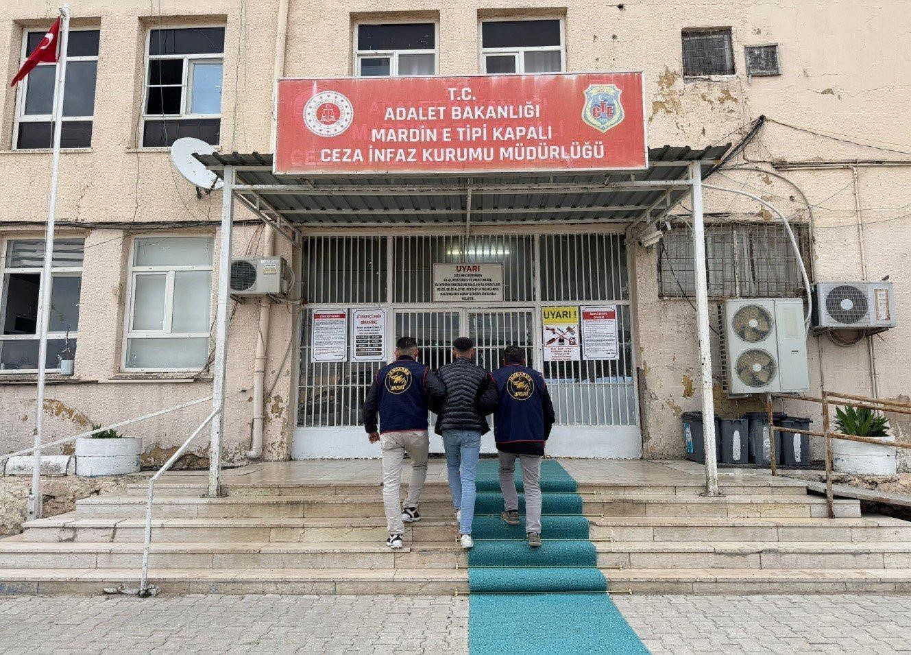 mardinde cezaevi firarisi jasat operasyonuyla yakalandi 0 I3QuflEE