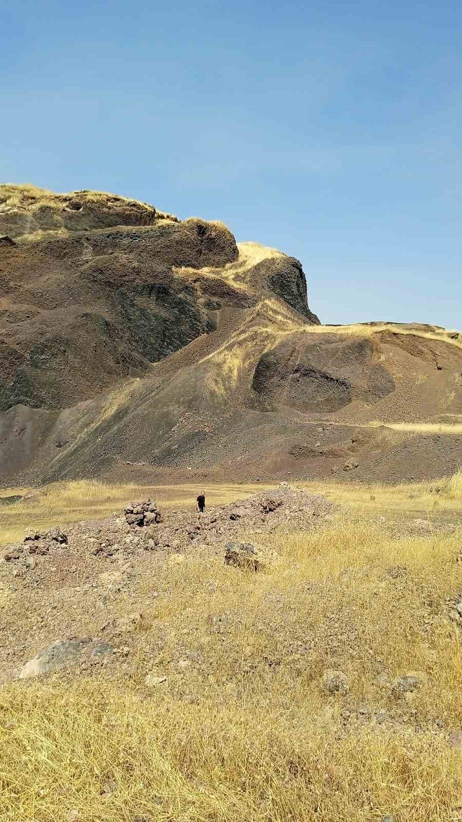 Mardin’de çıkan anız yangını söndürüldü 4 mardinde cikan aniz yangini sonduruldu 0 uOAIHB2O