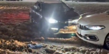 mardinde-drift-atarak-trafik-guvenligini-tehlikeye-dusuren-suruculer-yakalandi-E5vGya6l.jpg