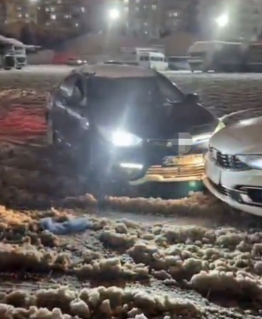 mardinde-drift-atarak-trafik-guvenligini-tehlikeye-dusuren-suruculer-yakalandi-E5vGya6l.jpg