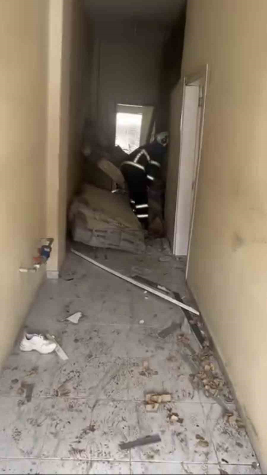 mardinde evde piknik tupu patladi 3 yarali 1 CDpstDw8
