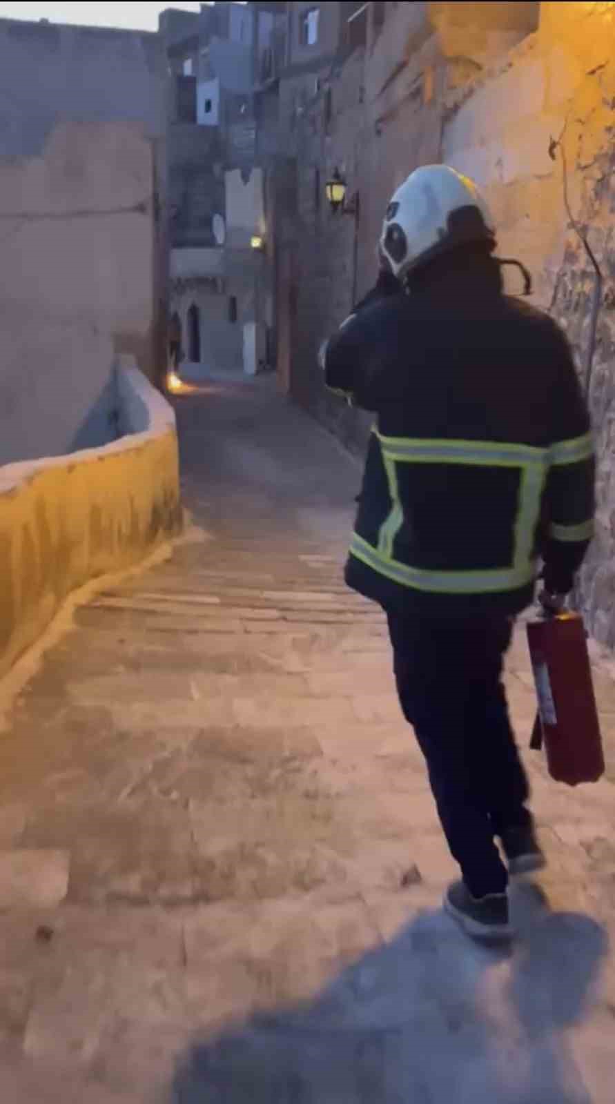 Mardin’de evdeki tüp yangını paniğe neden oldu 5 mardinde evdeki tup yangini panige neden oldu 1 KOBgfCMh