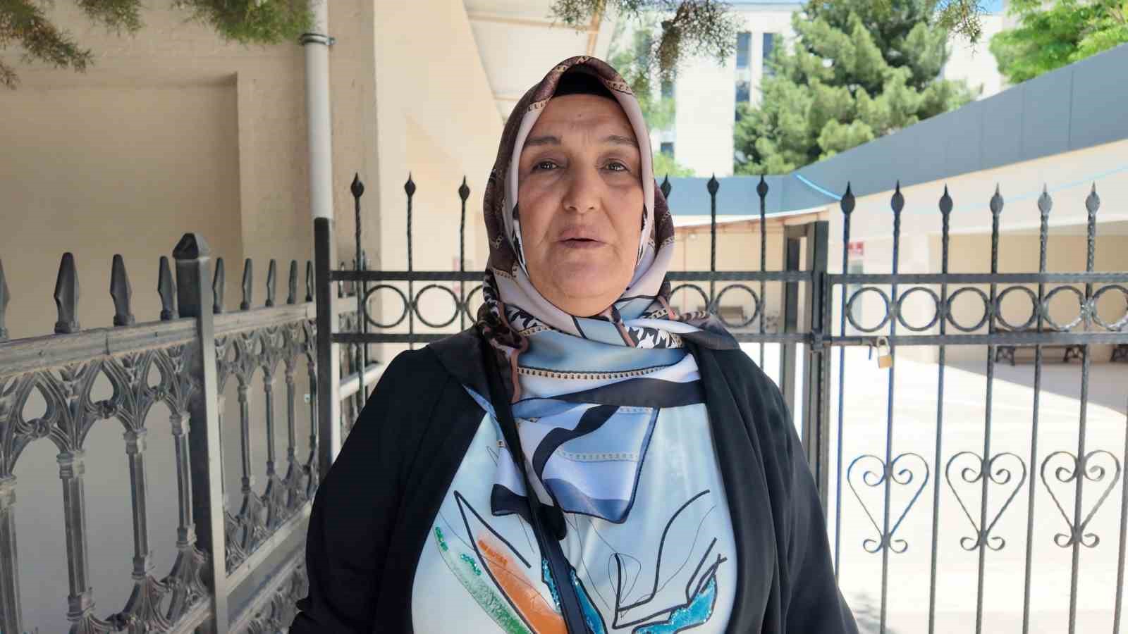Mardin’de gelininin otomobille çarptığı Neriman Çekin davasında tutuklama talebine ret 5 mardinde gelininin otomobille carptigi neriman cekin davasinda tutuklama talebine ret 1 Hq8Ij91p