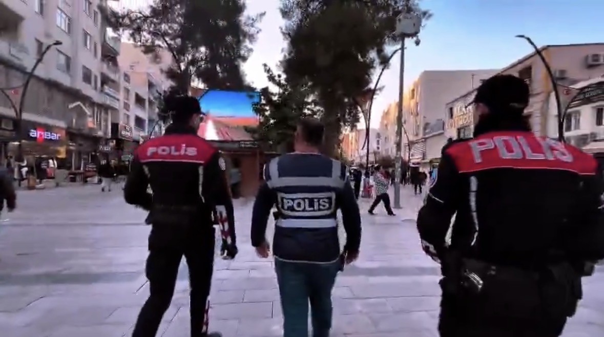 Mardin’de huzur ve güven uygulaması 5 mardinde huzur ve guven uygulamasi 1 KpKiqHM9