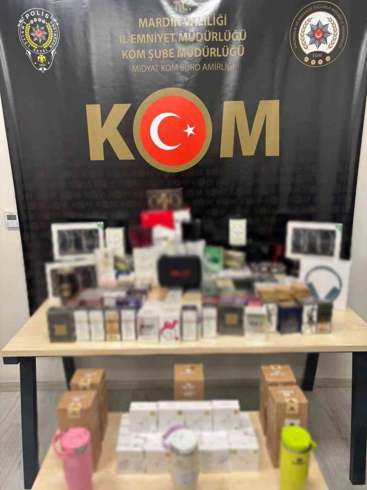 mardinde kacakcilik operasyonunda 2 bin 290 paket sigara ele gecirildi 2 1q19gsCi